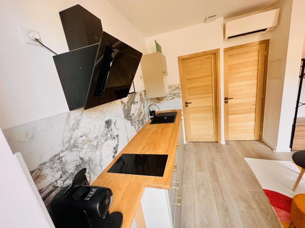 Les Appartements De Nana 6 - Studio Hypercentre, Rue Meynadier, Palais & Plage, Clim, Wifi Cannes Zewnętrze zdjęcie